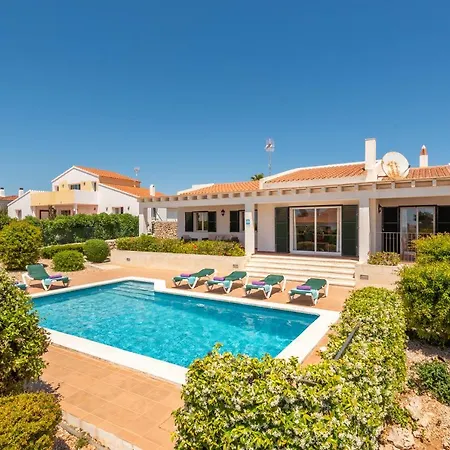 Poppy Apartment Sant Lluis